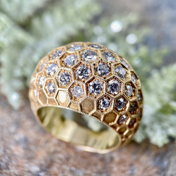 Honeycomb diamond ring