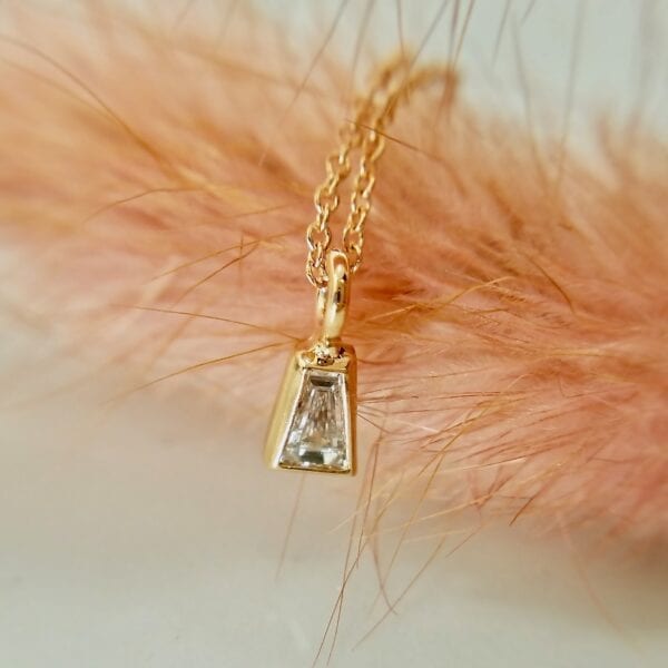 Baguette diamond necklace pendant