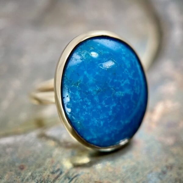 Turquoise cabochon ring