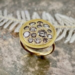 Cognac diamond disc ring