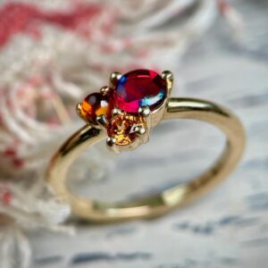 Garnet cluster ring