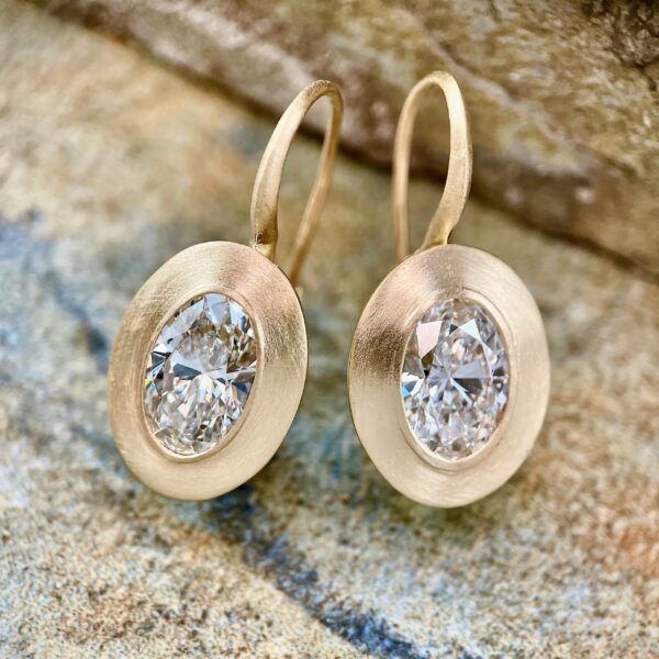 lab grown diamond drop earrings
