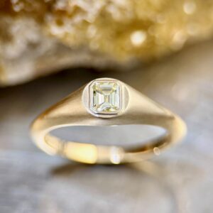 diamond signet pinky ring