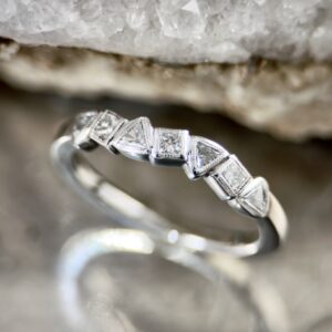 diamond bezel band