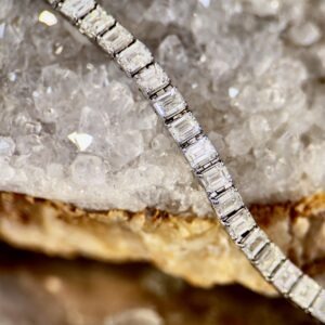 emerald cut diamond tennis bracelet